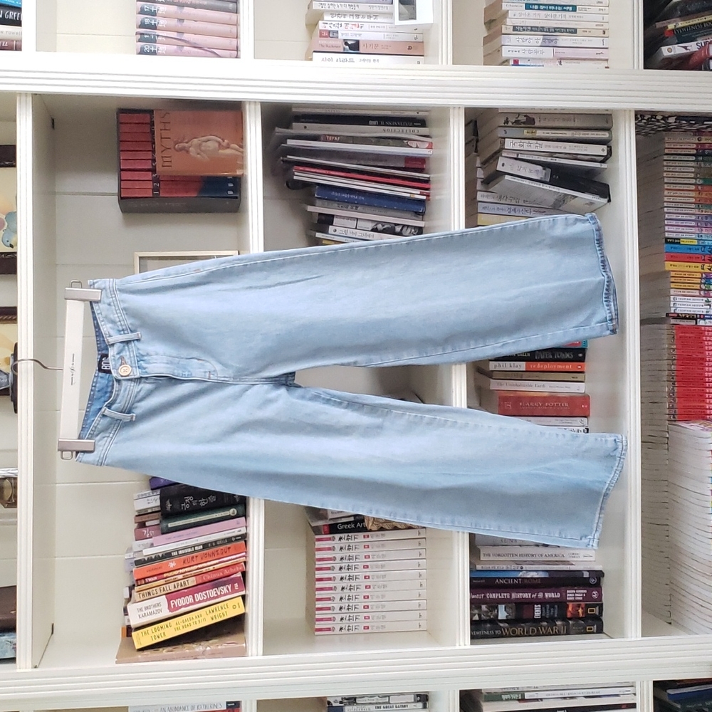 BDG High Waisted Jeans